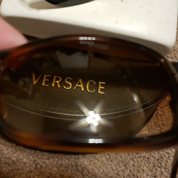 3 pair Versace sunglasses 🕶  with cases!! - Picture 3 of 13